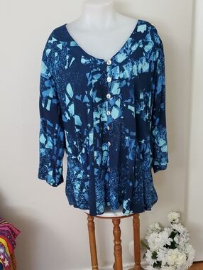 Blue Sky Navy and Aqua Abstract Button-Down Top